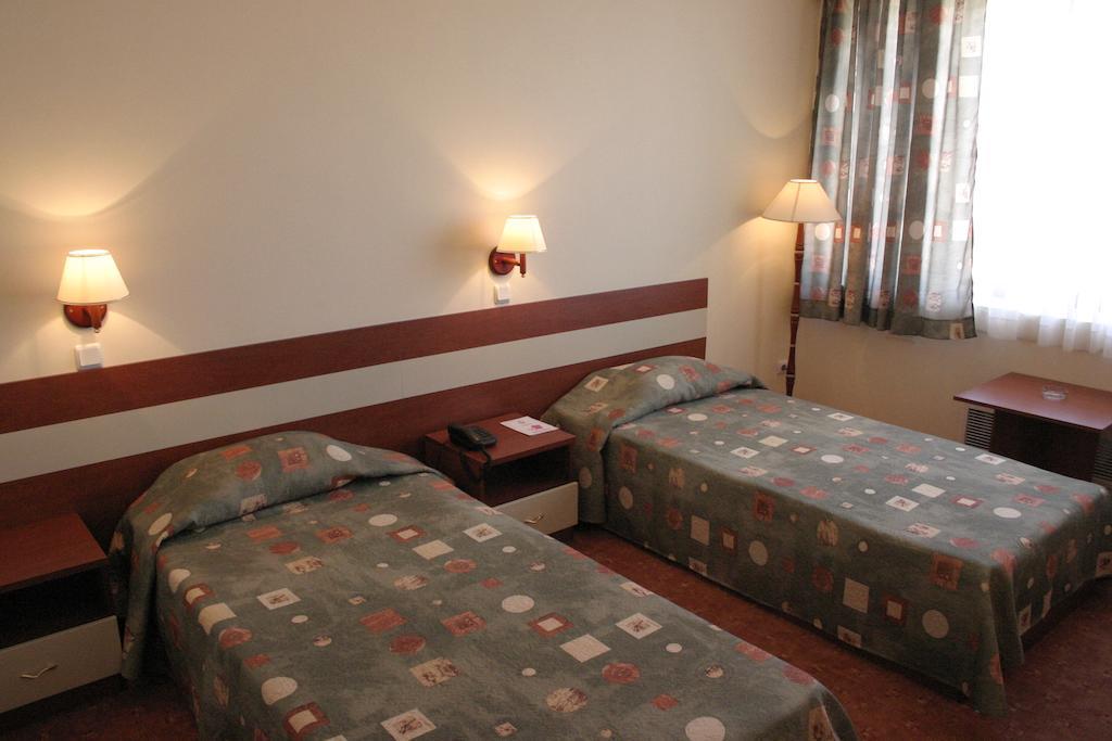 דובריץ Hotel Bulgaria חדר תמונה